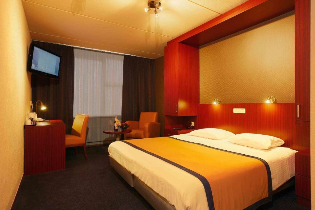 Hotel Parkzicht Veendam Zimmer foto